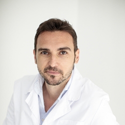 Dr. Martínez Acera